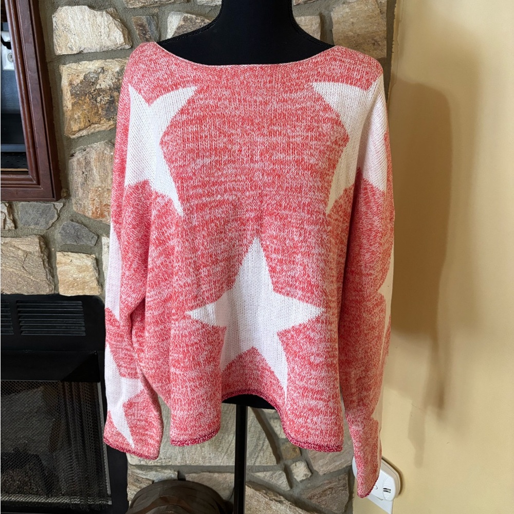 Women’s Boutique Coral Sweater  With White Stars. Size 2X New!